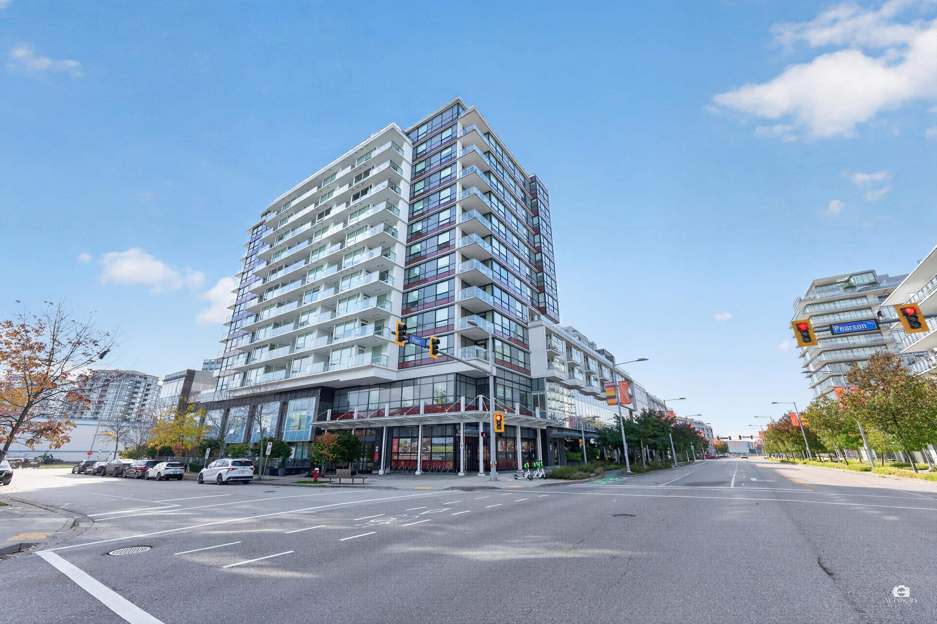 512 - 6900 Pearson Way, Richmond
