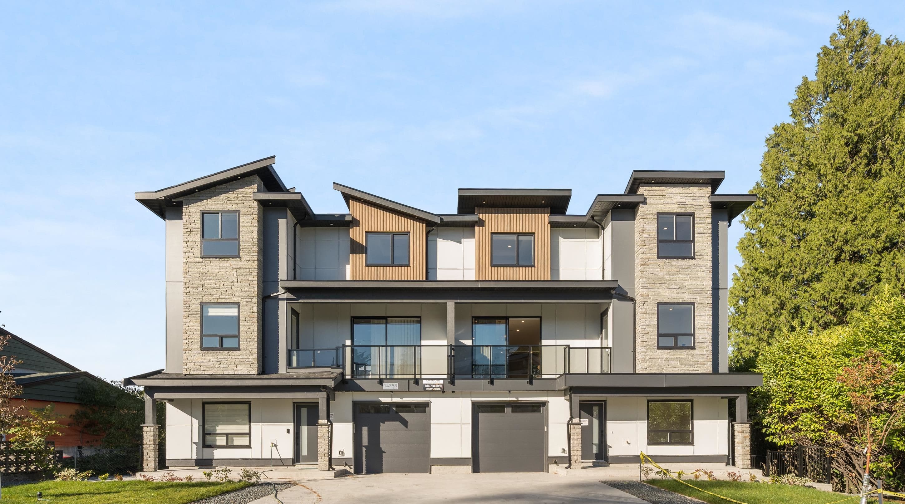 102 - 14753 111a Avenue, Surrey