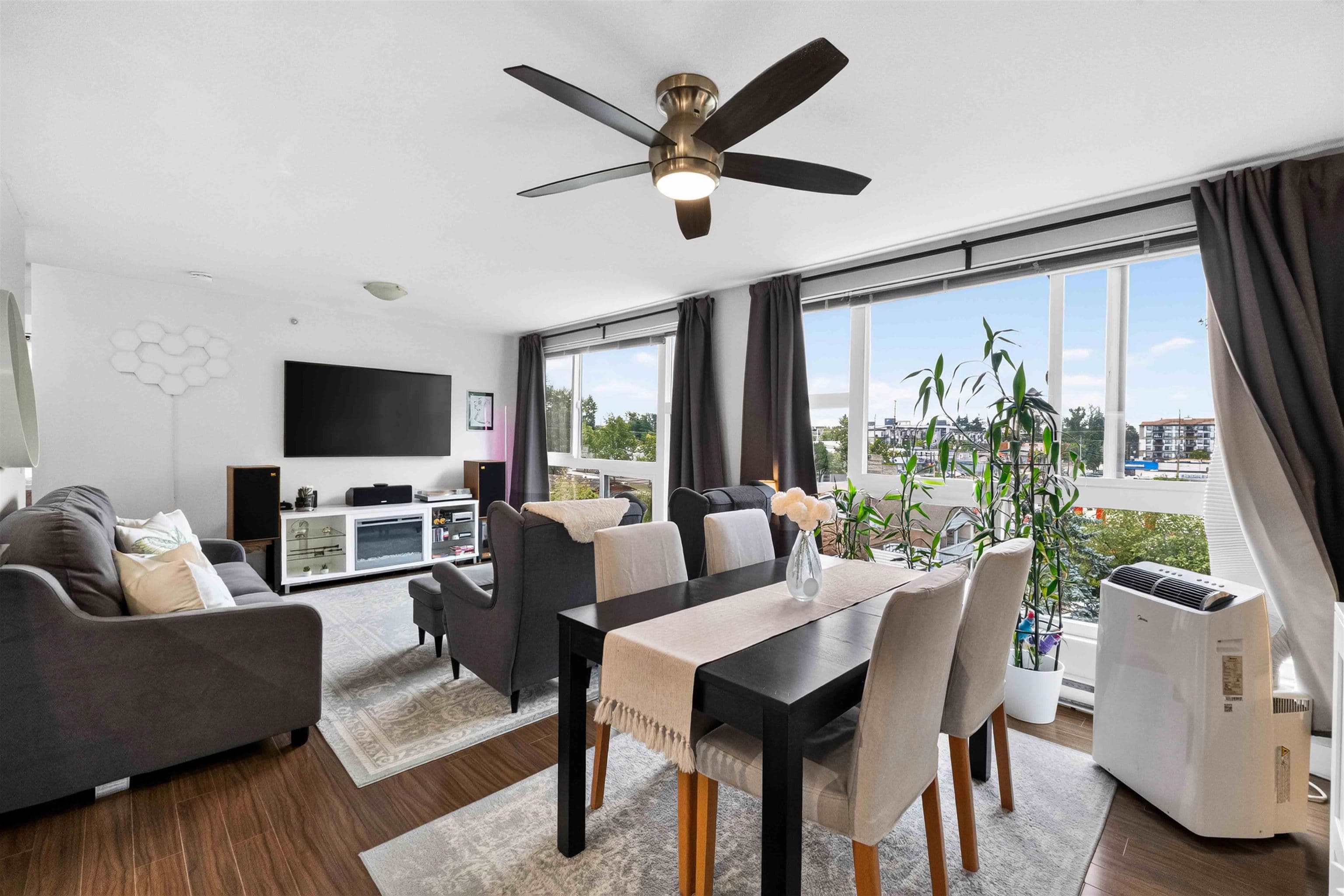 403 - 12075 228 Street, Maple Ridge