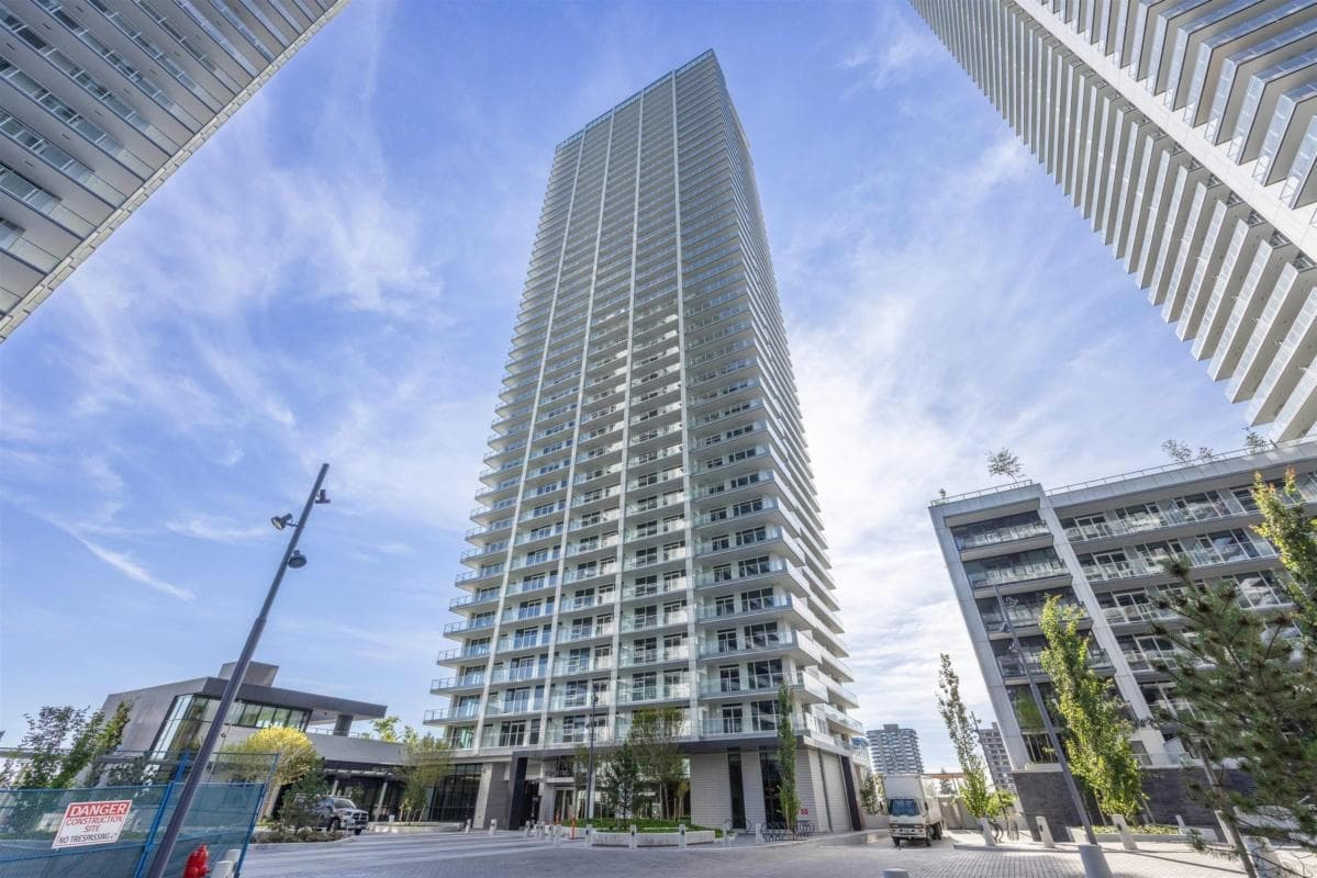 4211 - 3833 Evergreen Place, Burnaby
