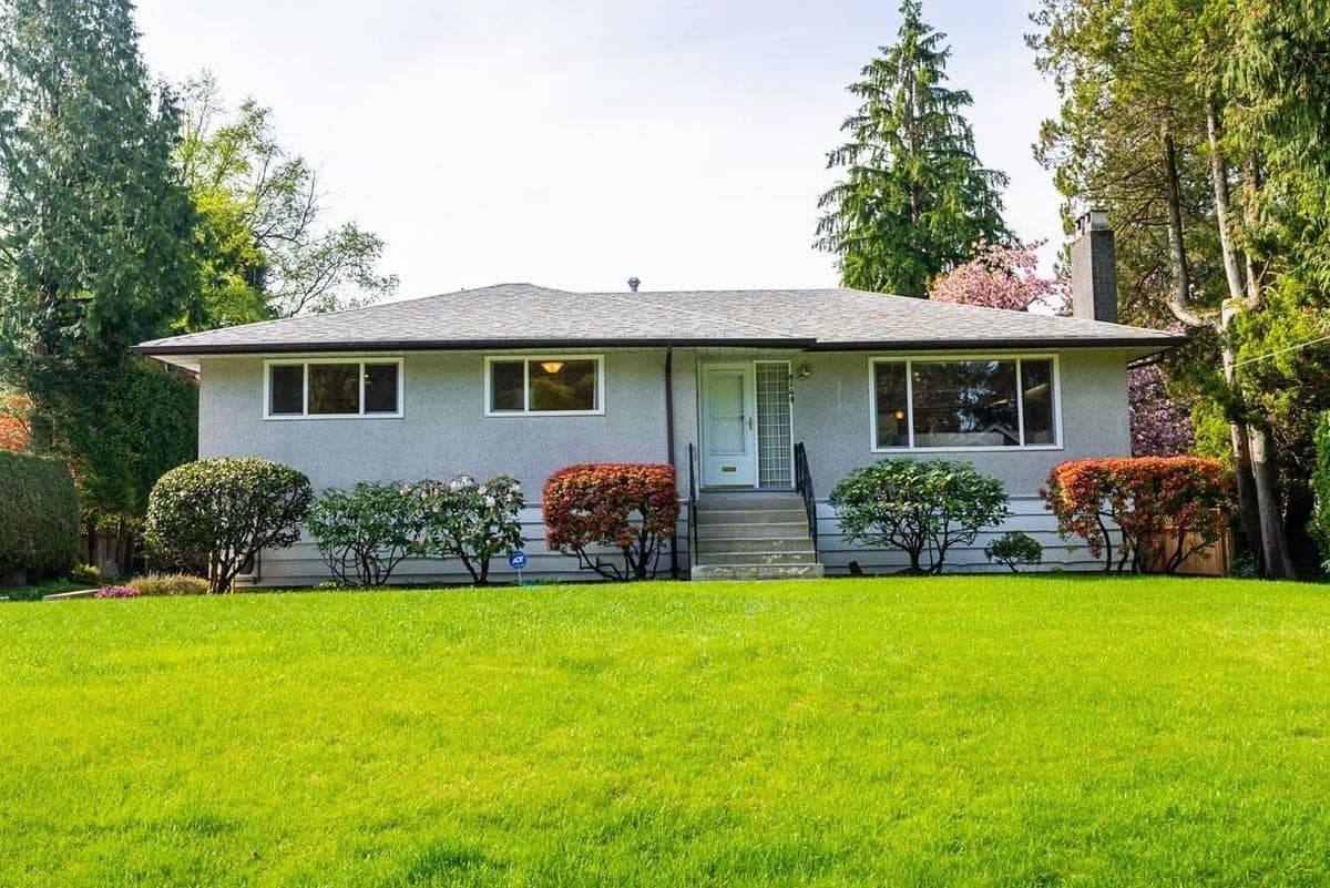8140 Hunter Street, Burnaby