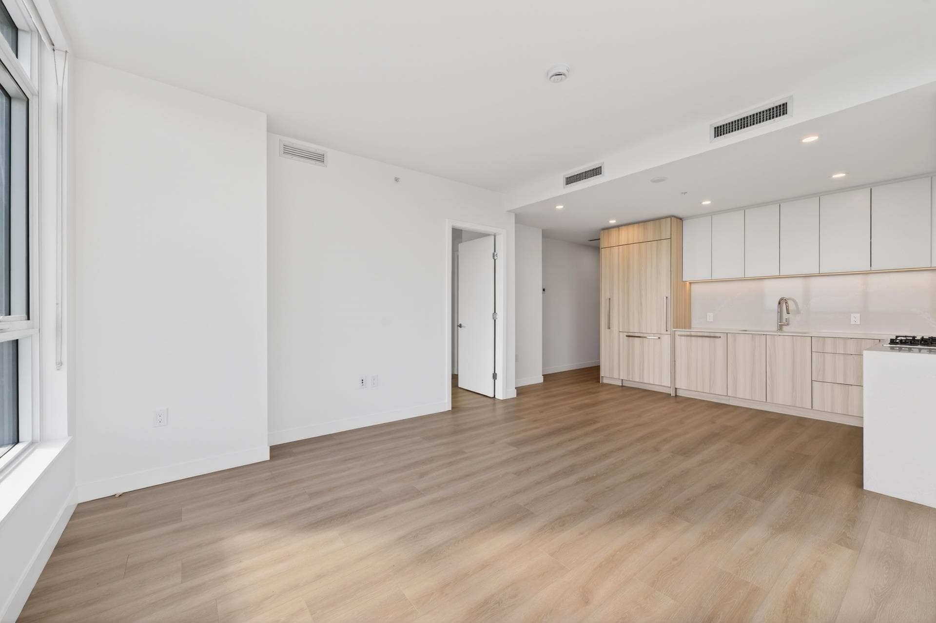 506 - 6087 Wilson Avenue, Burnaby