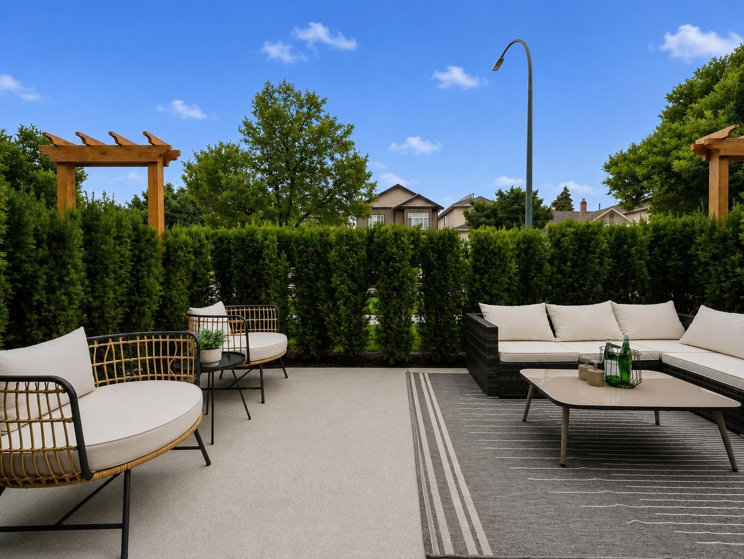 1 - 2547 E 2nd Avenue, Vancouver