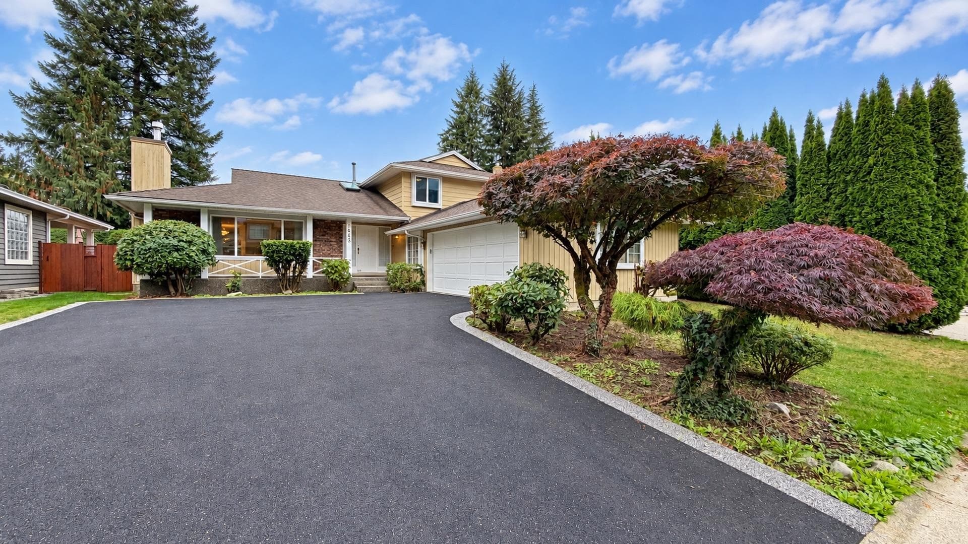 1643 Kerrstead Place, North Vancouver
