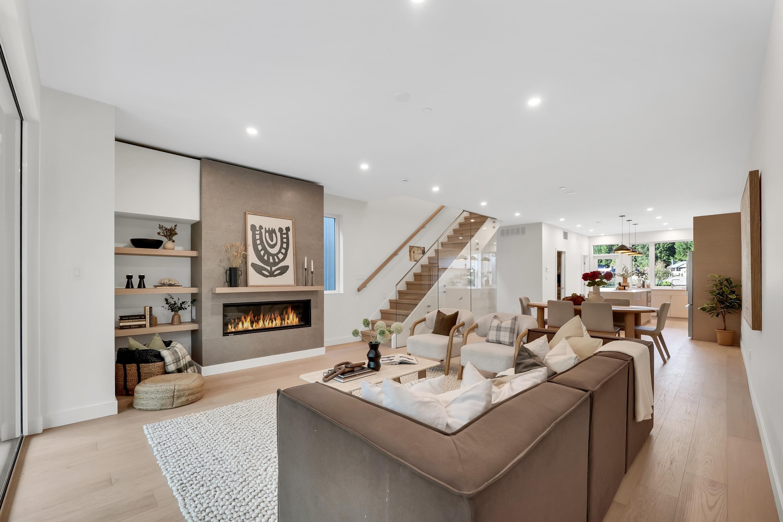 2305 Mamquam Road, Squamish