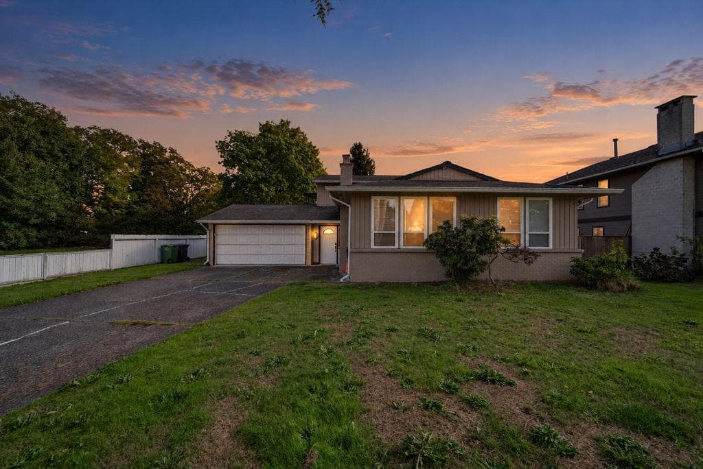 10180 Cornerbrook Crescent, Richmond