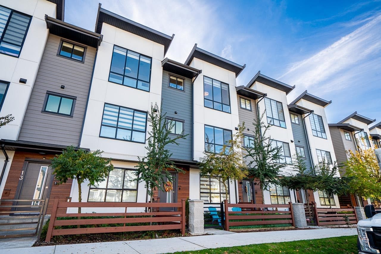 14 - 7177 194a Street, Surrey