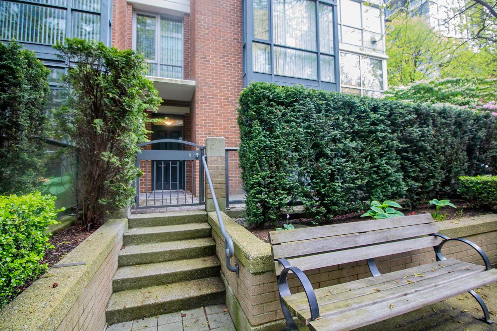 1427 W 6th Avenue, Vancouver