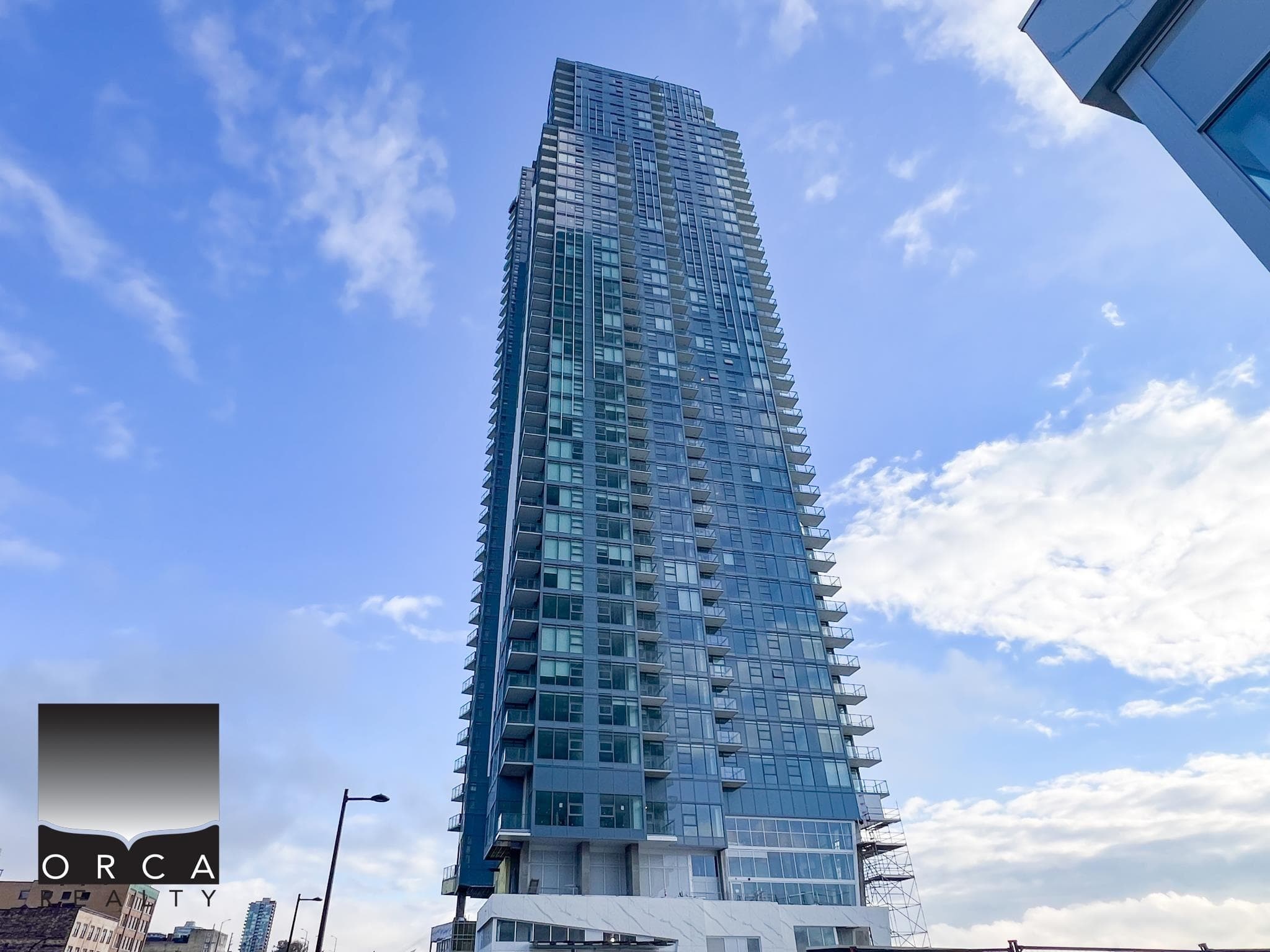 3302 - 680 Quayside Drive, New Westminster