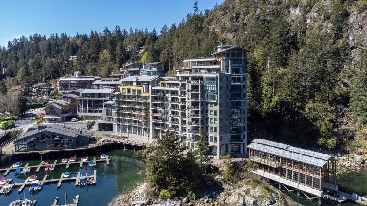 406 - 6707 Nelson Avenue, West Vancouver