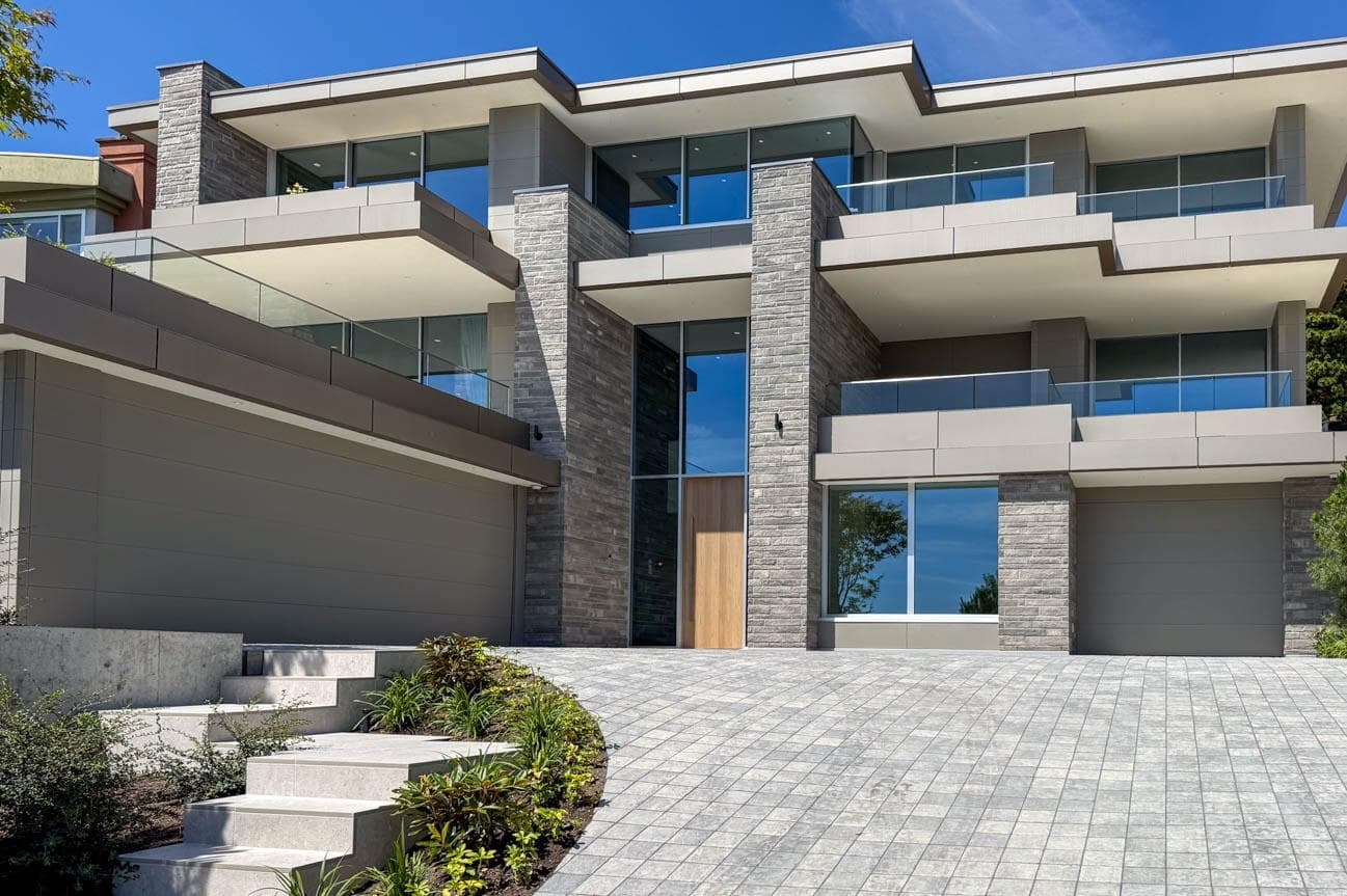 2390 Westhill Drive, West Vancouver