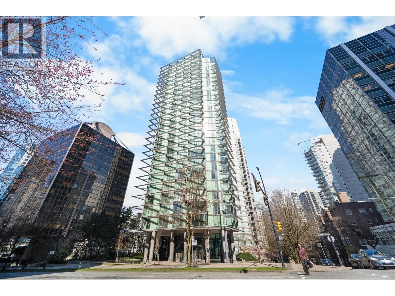 8xx - 1331 W Georgia Street, Vancouver