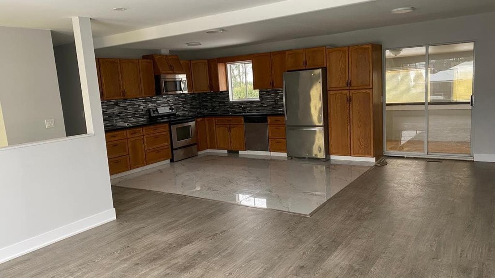 UPPER - 46766 First Avenue, Chilliwack