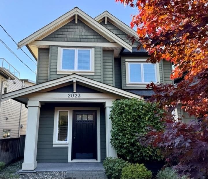 2023 Larson Road, North Vancouver
