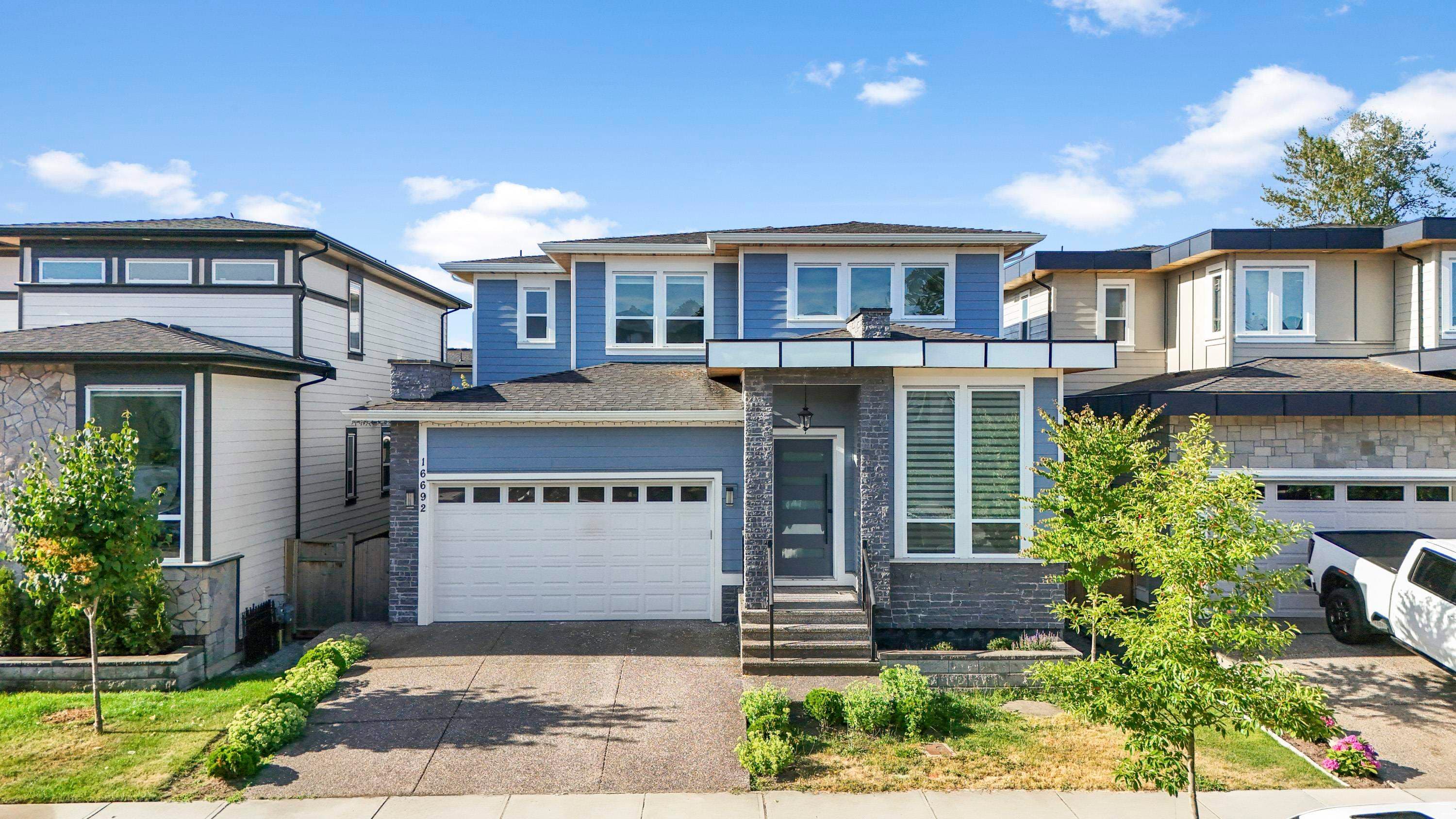 16692 18 Avenue, Surrey