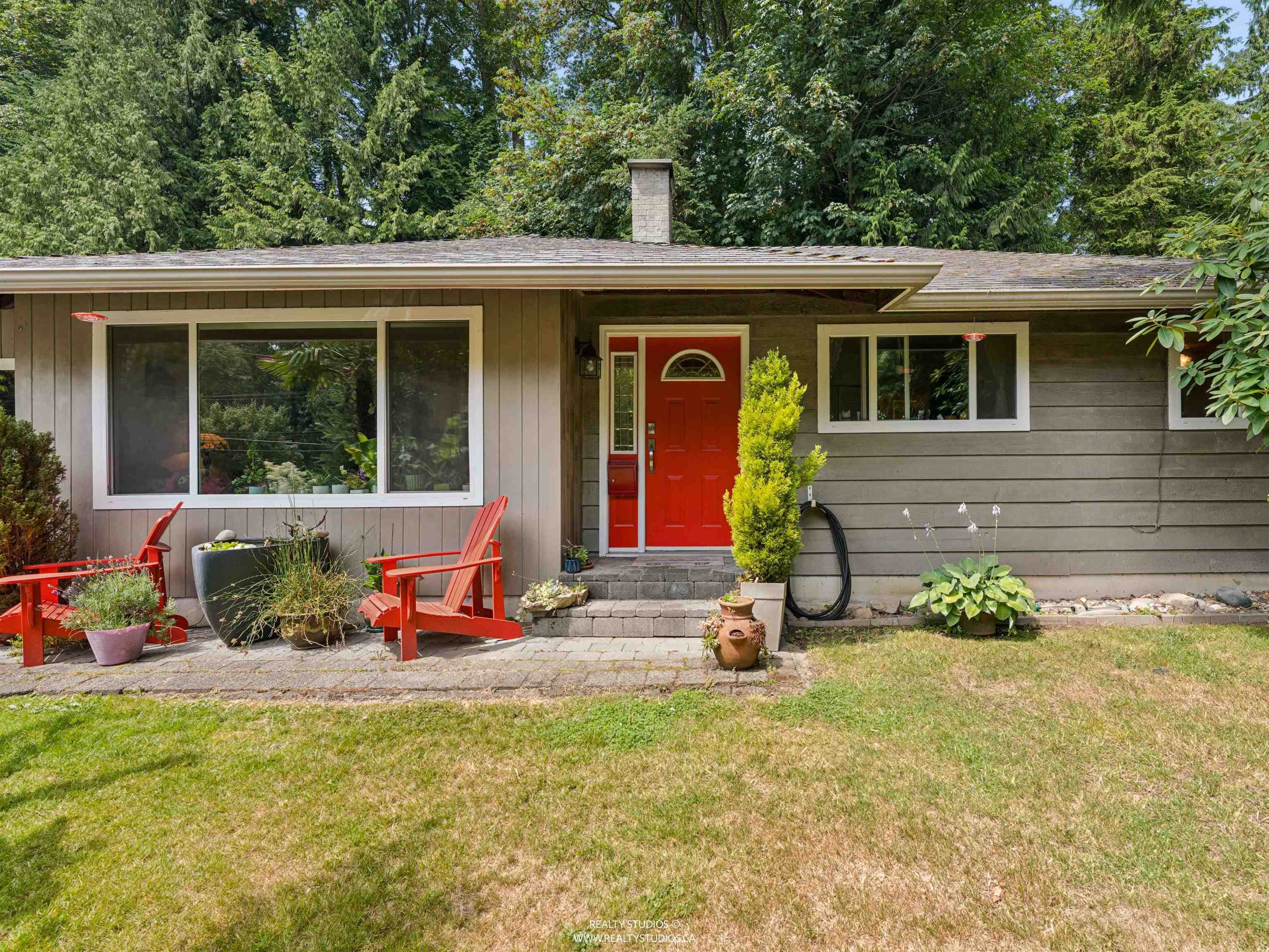 1525 Avonlynn Crescent, North Vancouver