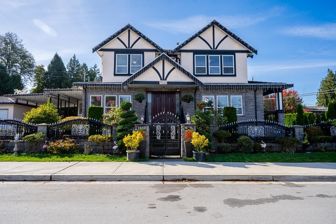7035 6th Street, Burnaby