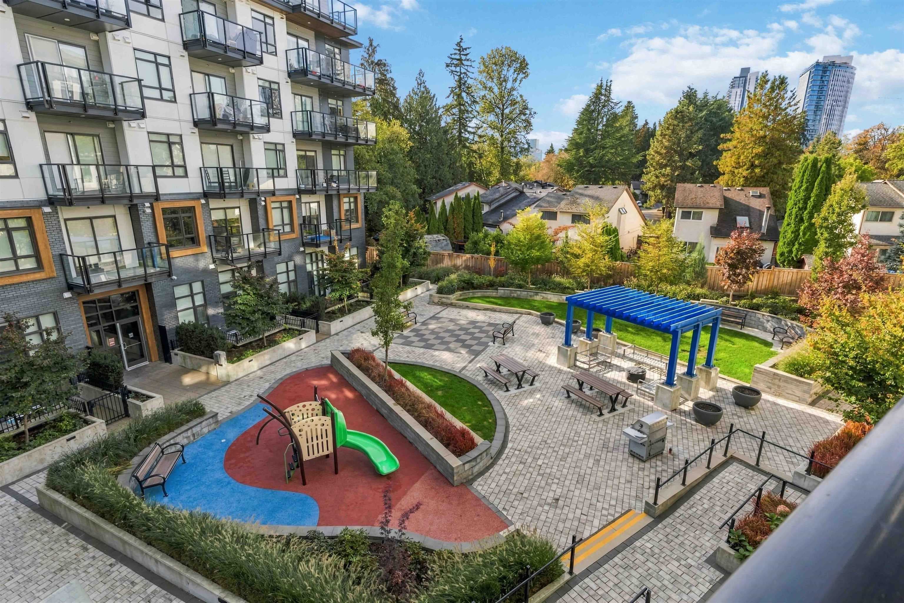 321 - 13968 Laurel Drive, Surrey