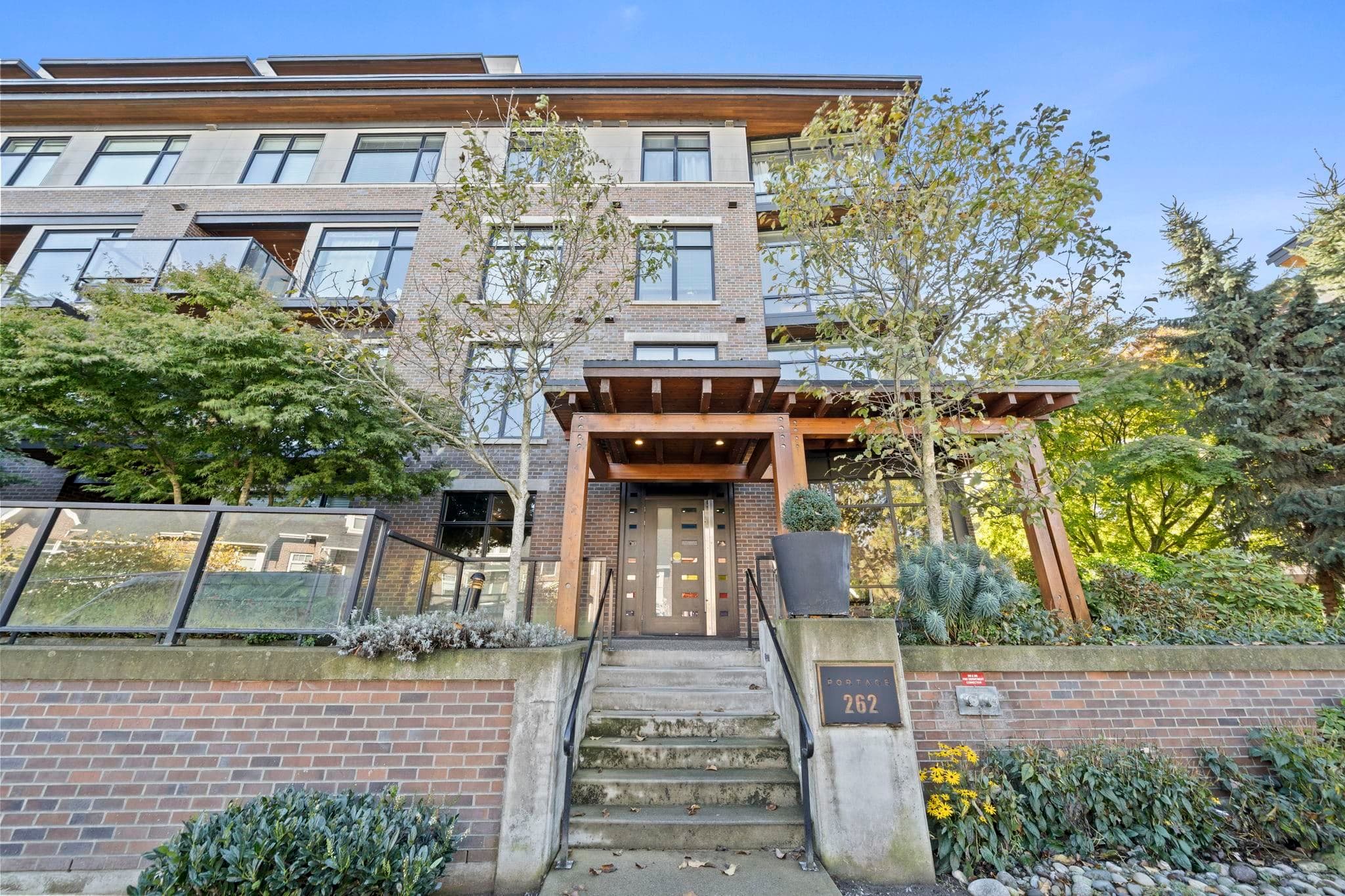 206 - 262 Salter Street, New Westminster