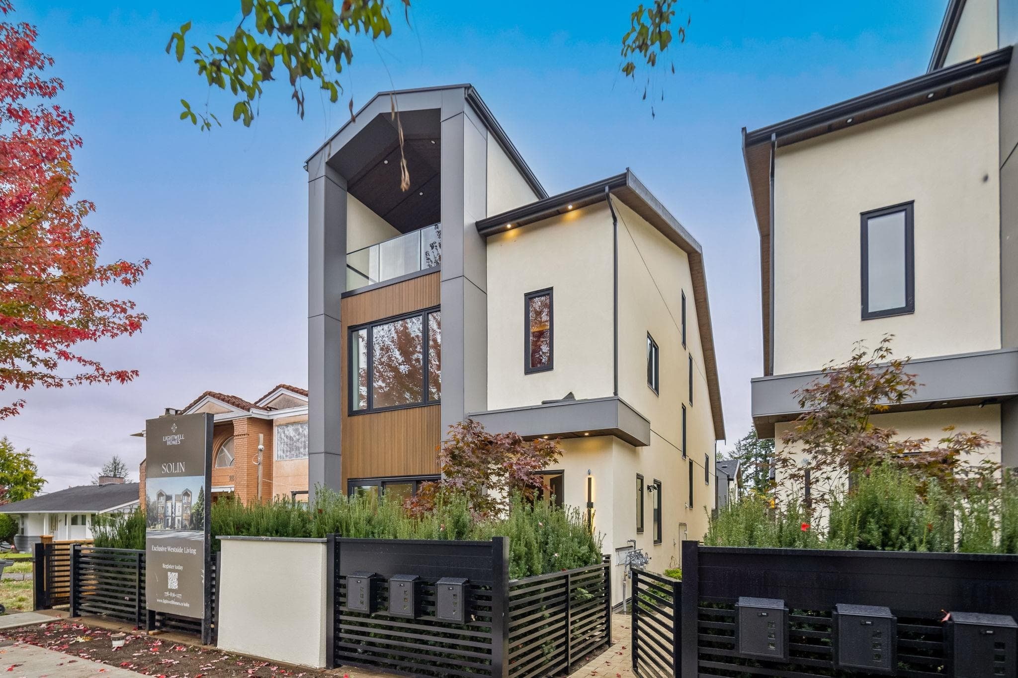 2 - 936 W 57th Avenue, Vancouver