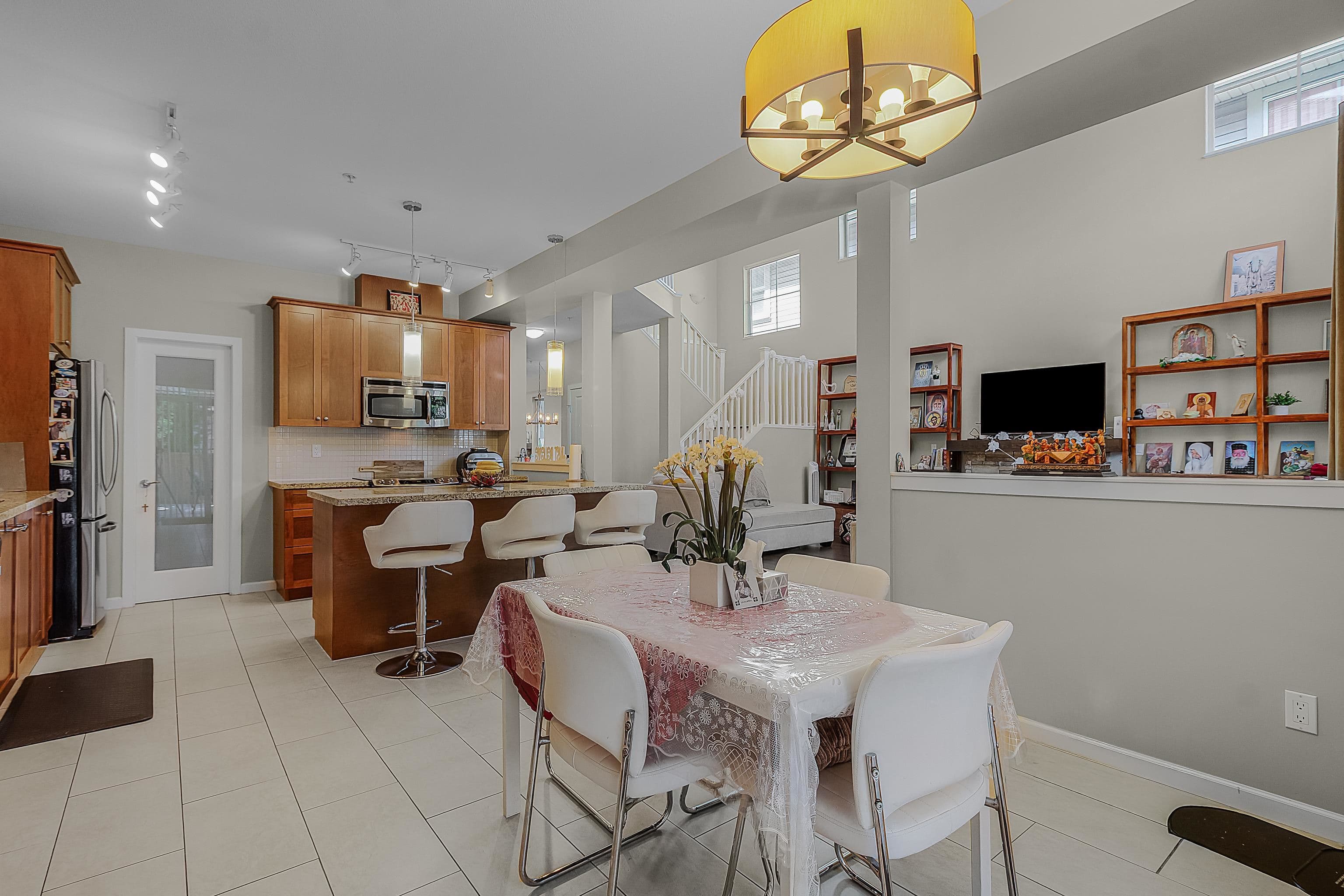10122 241a Street, Maple Ridge