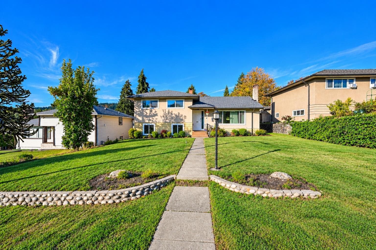 9645 David Drive, Burnaby