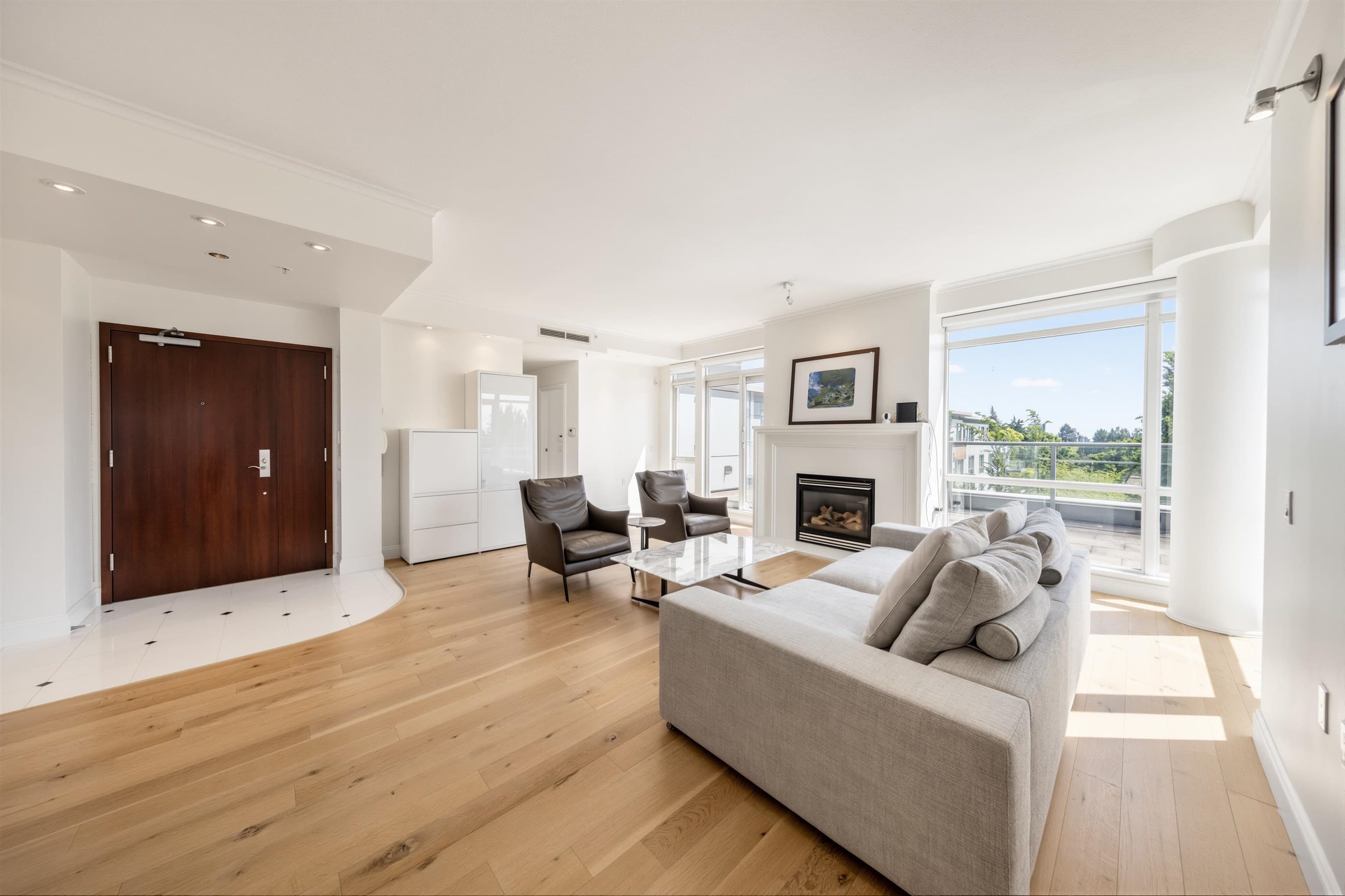 602 - 618 W 45th Avenue, Vancouver