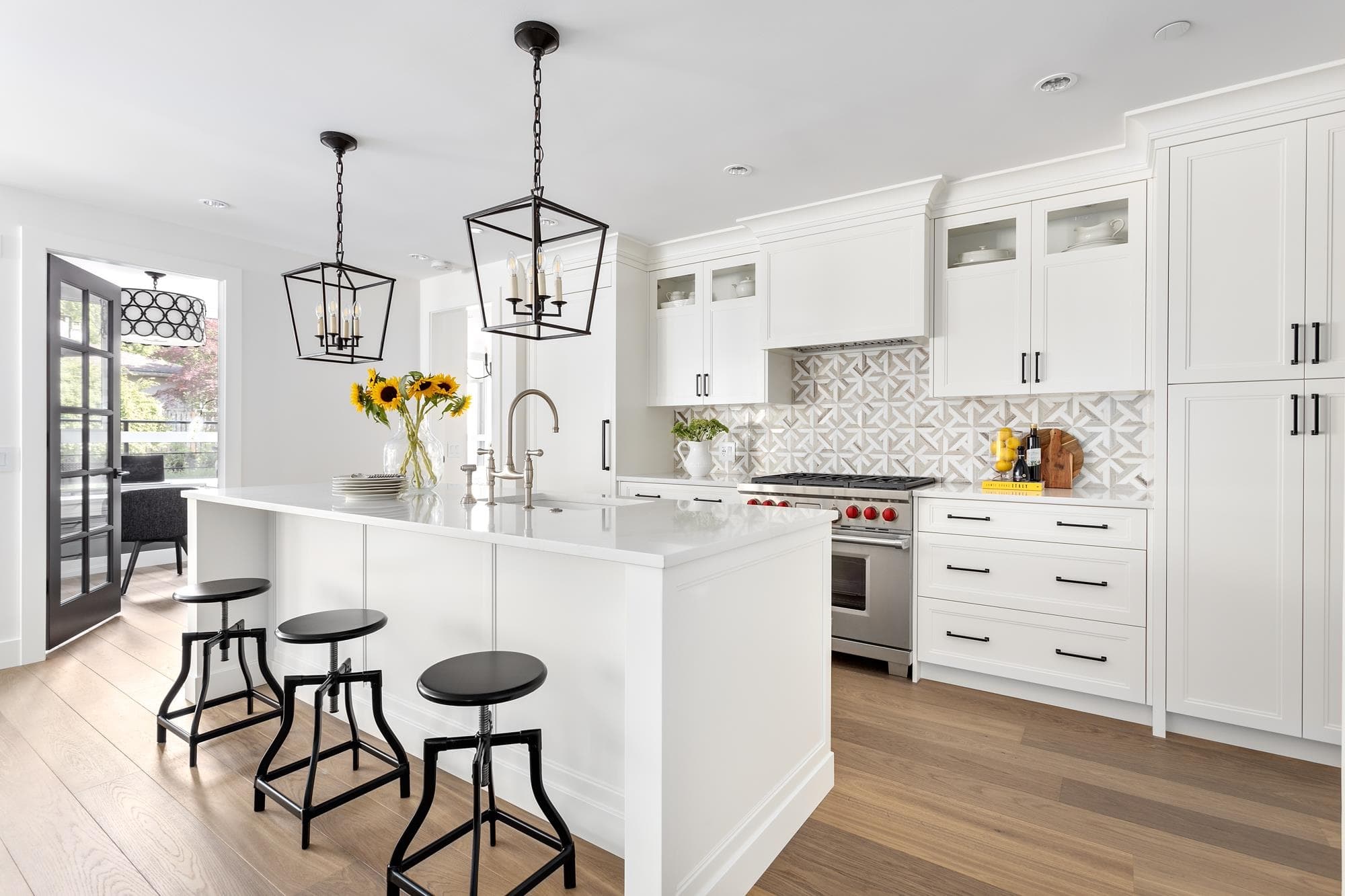 102 - 1055 Ridgewood Drive, North Vancouver