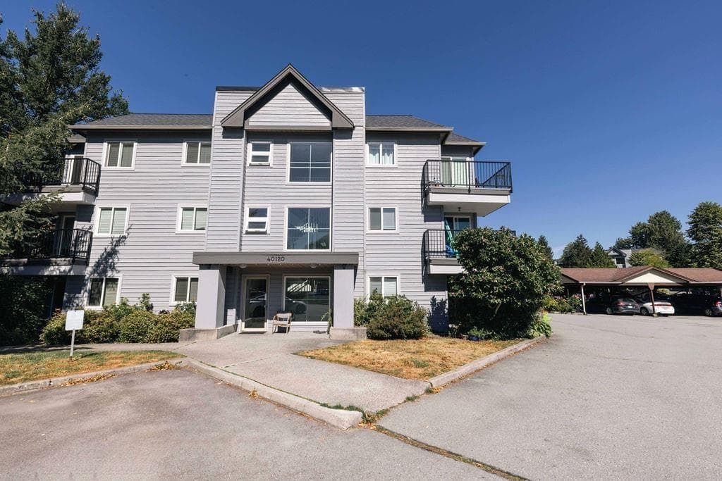 B307 - 40120 Willow Crescent, Squamish