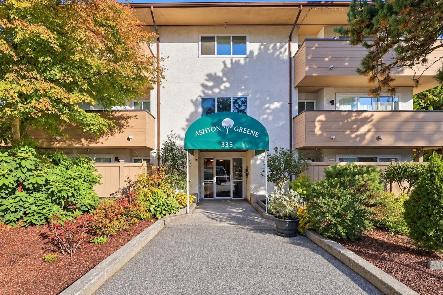 206 - 335 Cedar Street, New Westminster