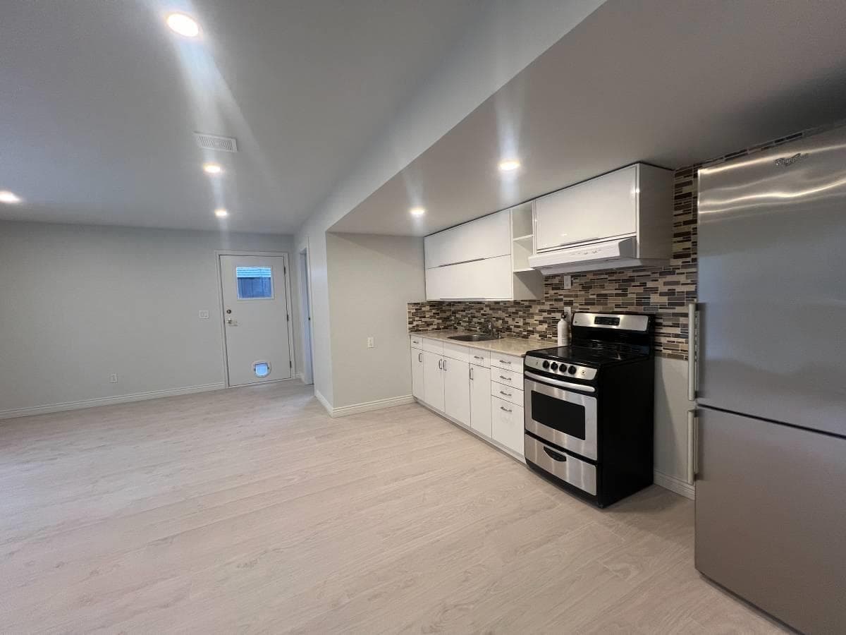 Suite - 12505 231 St, Maple Ridge