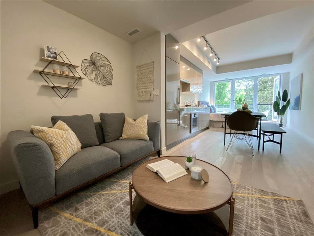 204 - 4408 Cambie Street, Vancouver