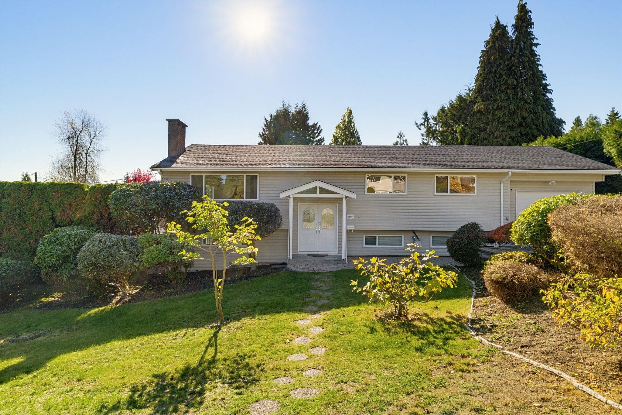 2007 Floralynn Crescent, North Vancouver