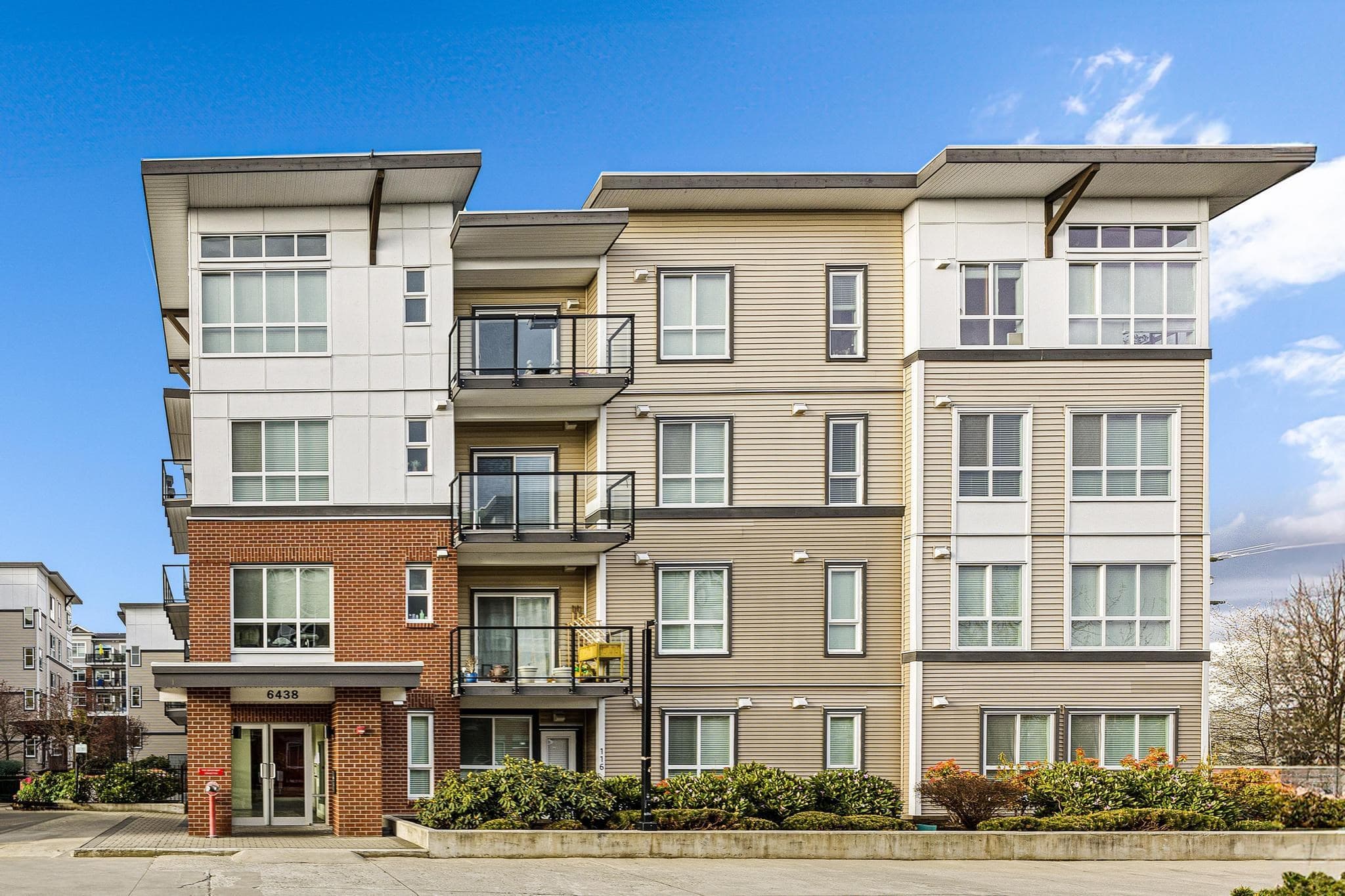 108 - 6438 195a Street, Surrey