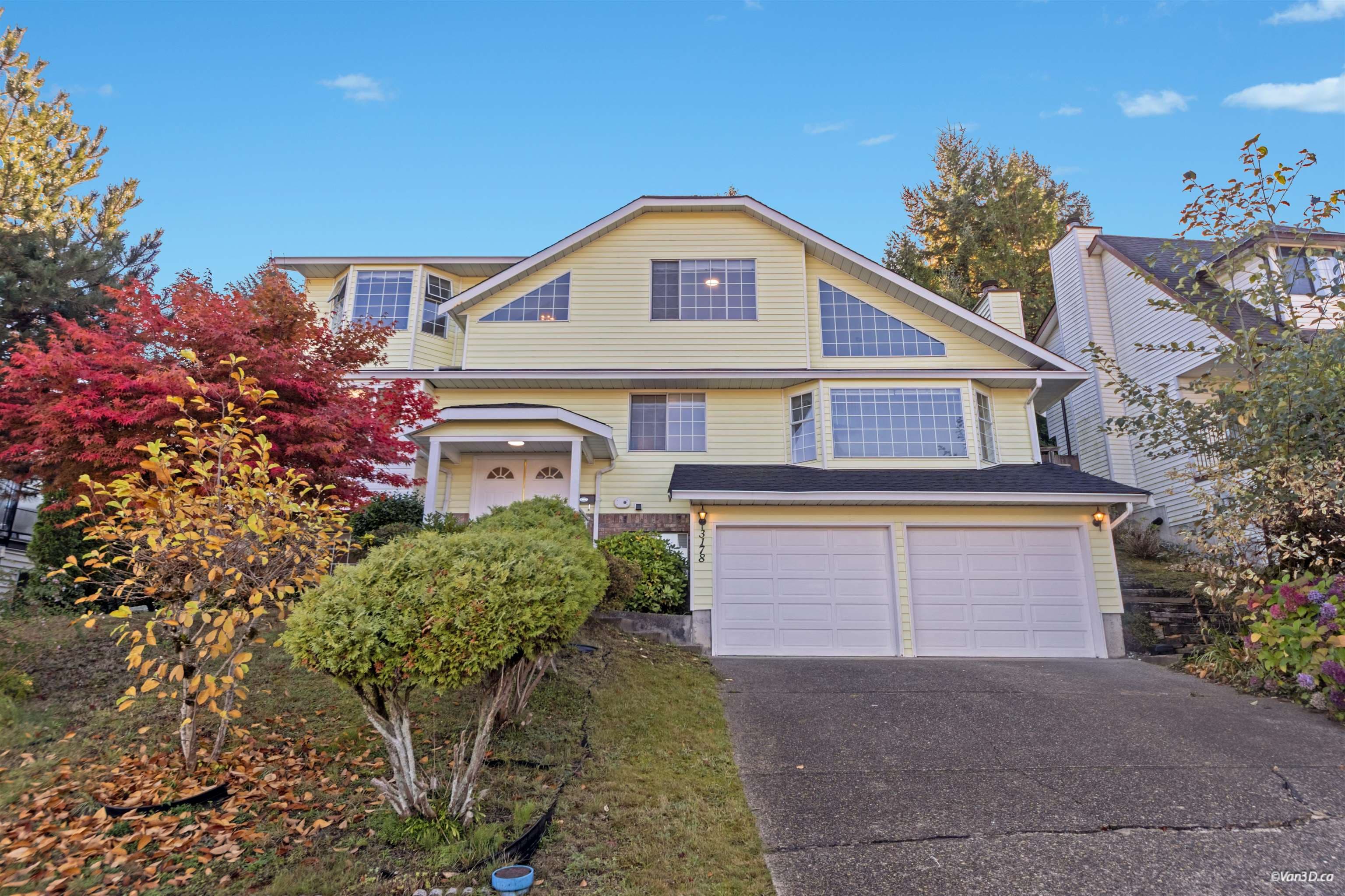 3178 Leeward Court, Coquitlam