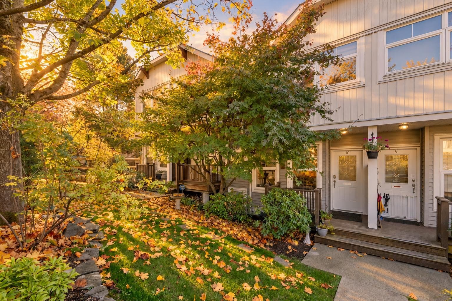 10 - 3712 Pender Street, Burnaby