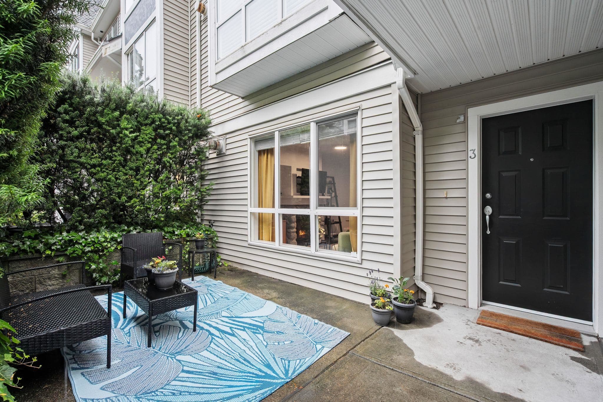 3 - 1005 Lynn Valley Road, North Vancouver