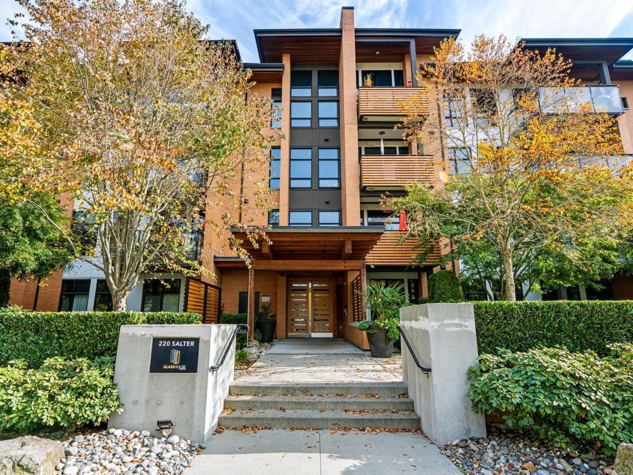 212 - 220 Salter Street, New Westminster