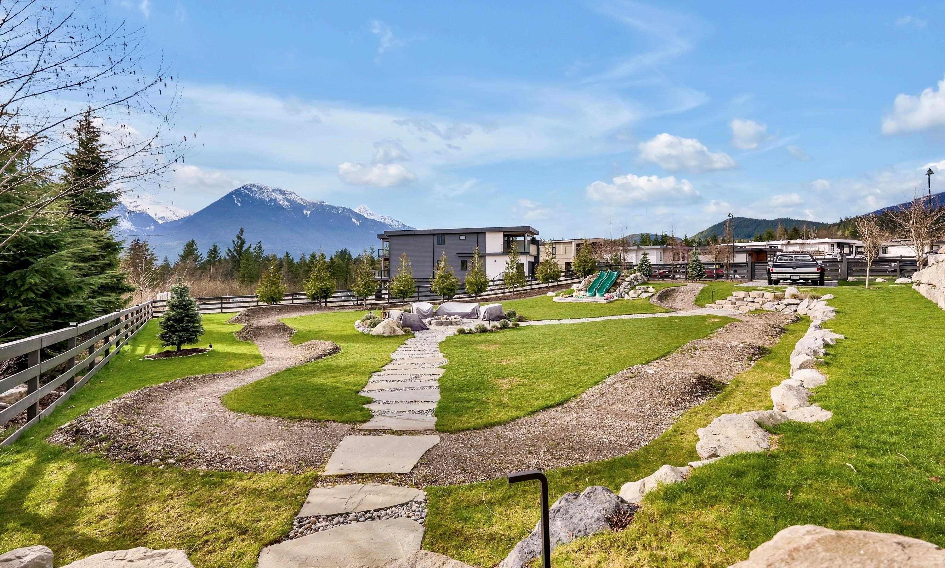 2934 Huckleberry Drive, Squamish