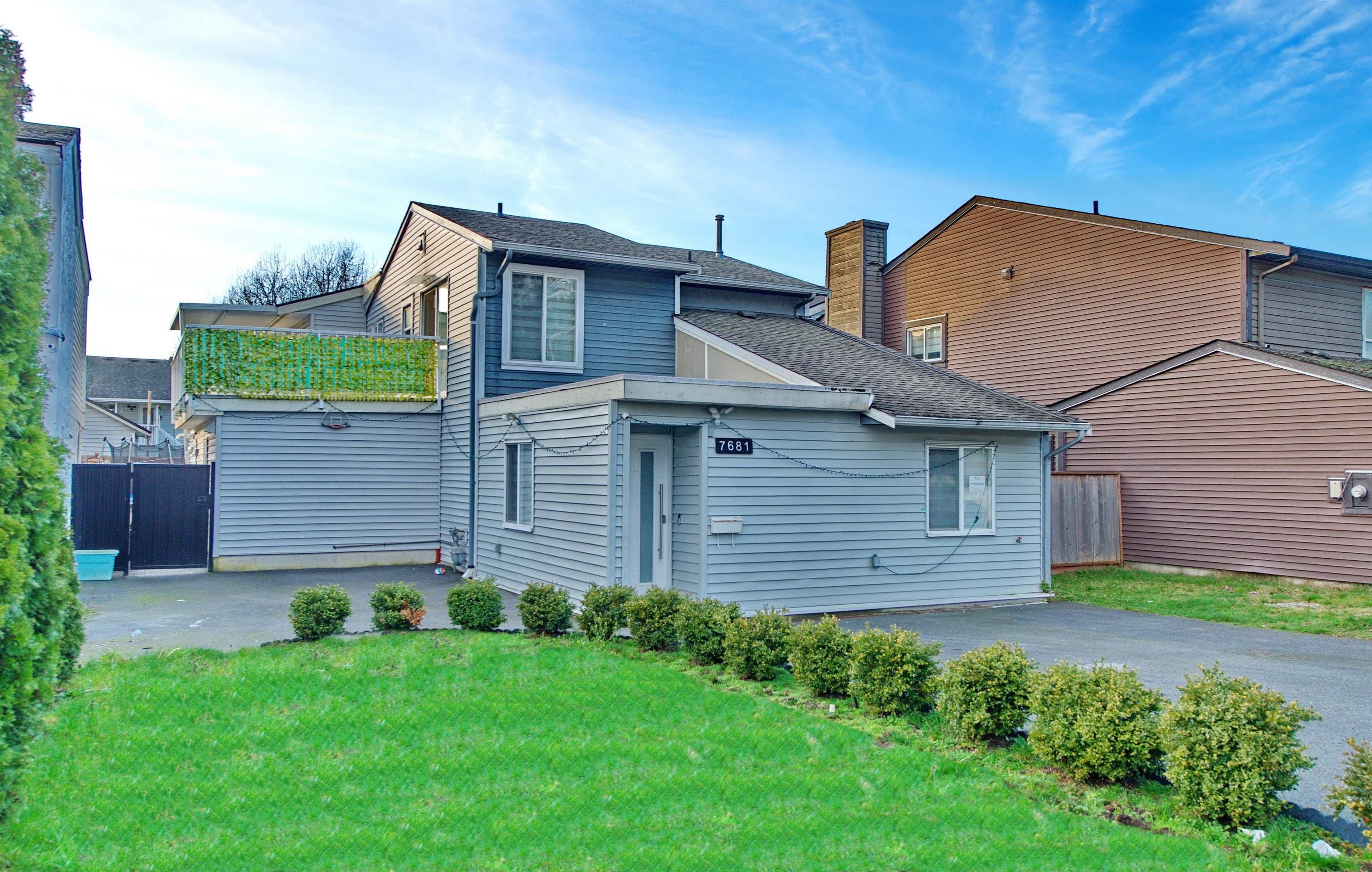 7681 125 Street, Surrey