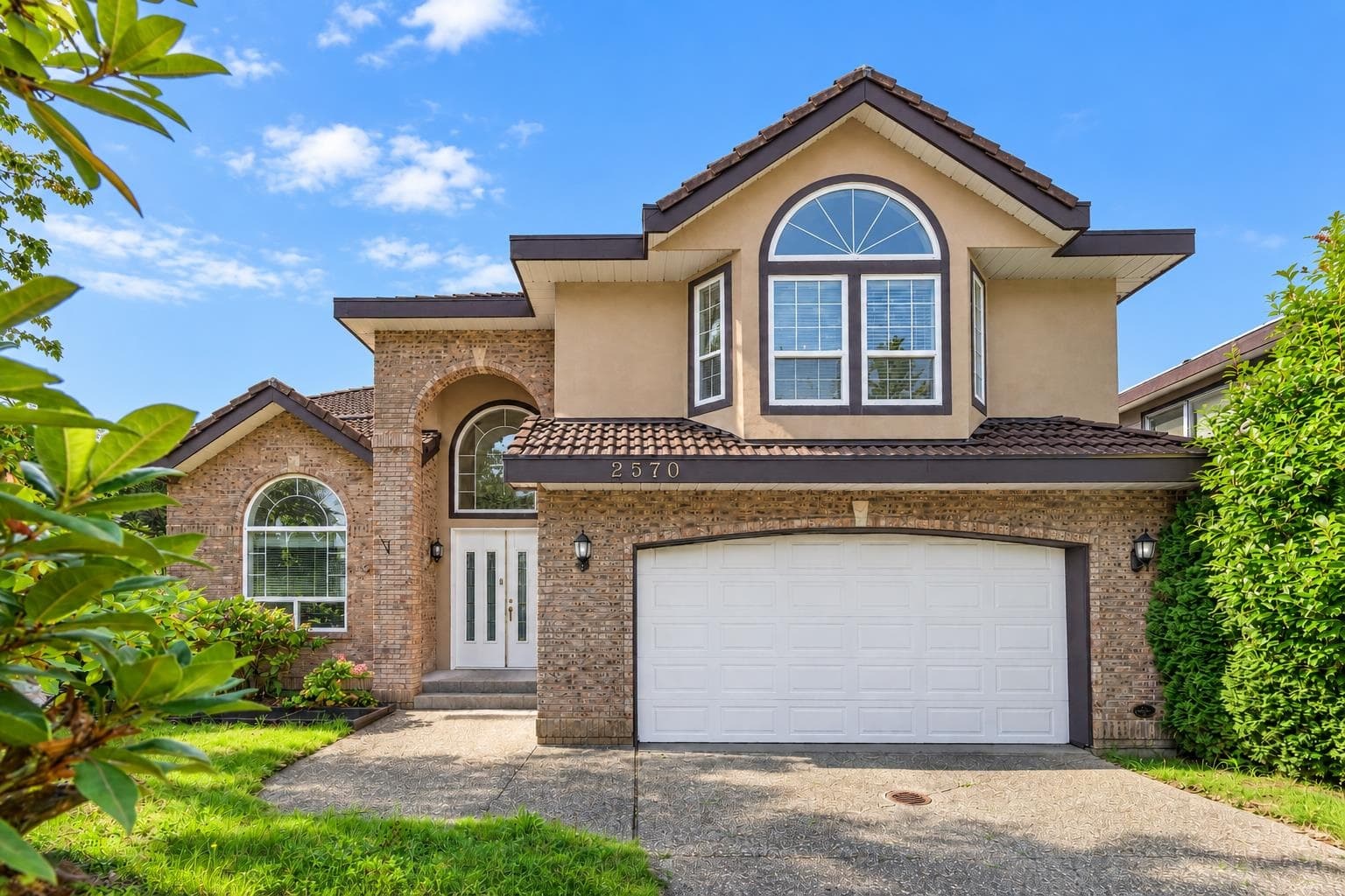 2570 Diamond Crescent, Coquitlam