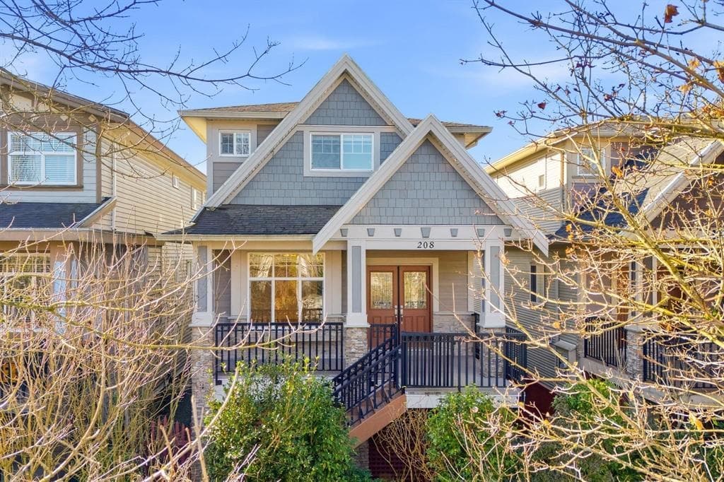 208 Hume Street, New Westminster