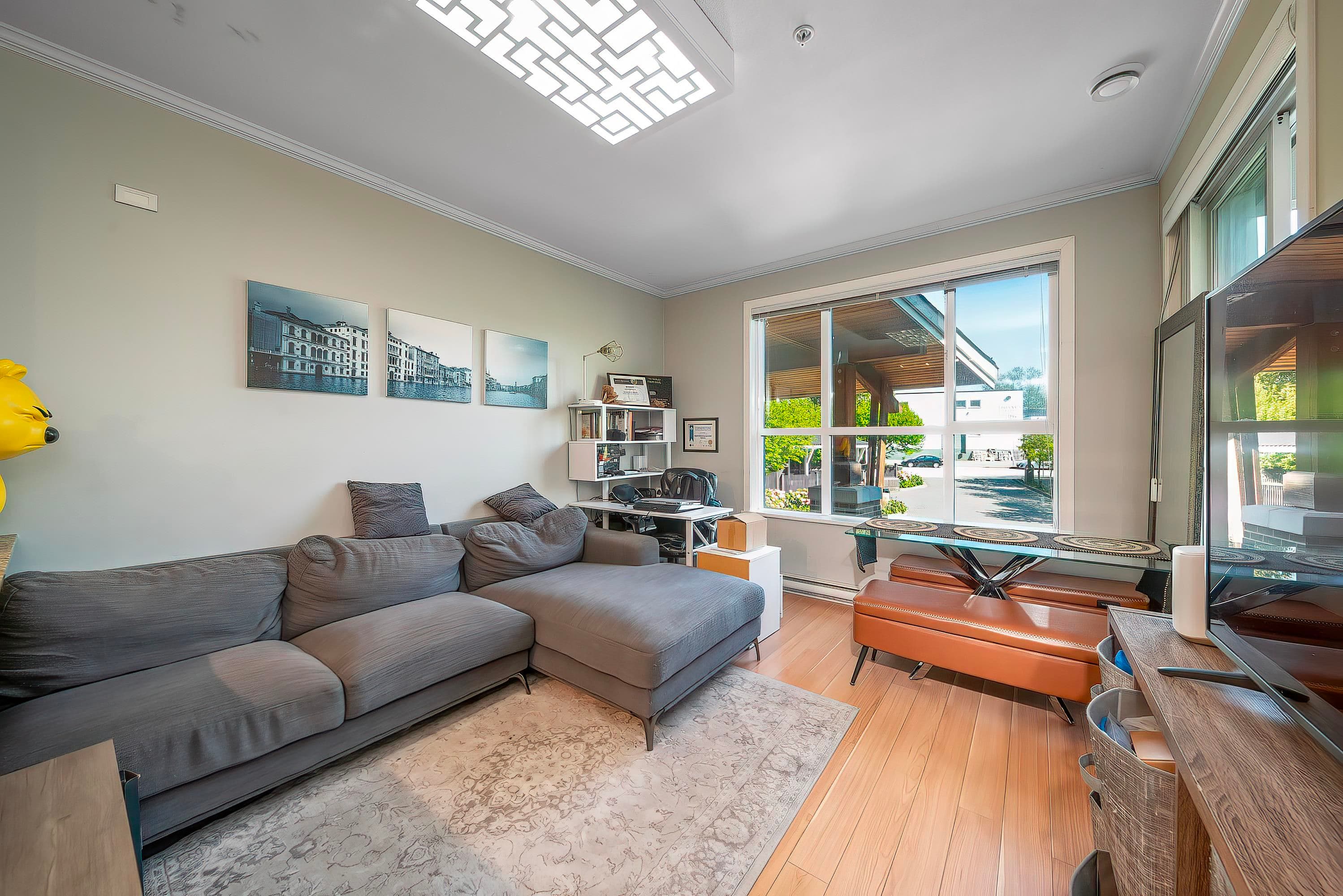 214 - 5788 Sidley Street, Burnaby