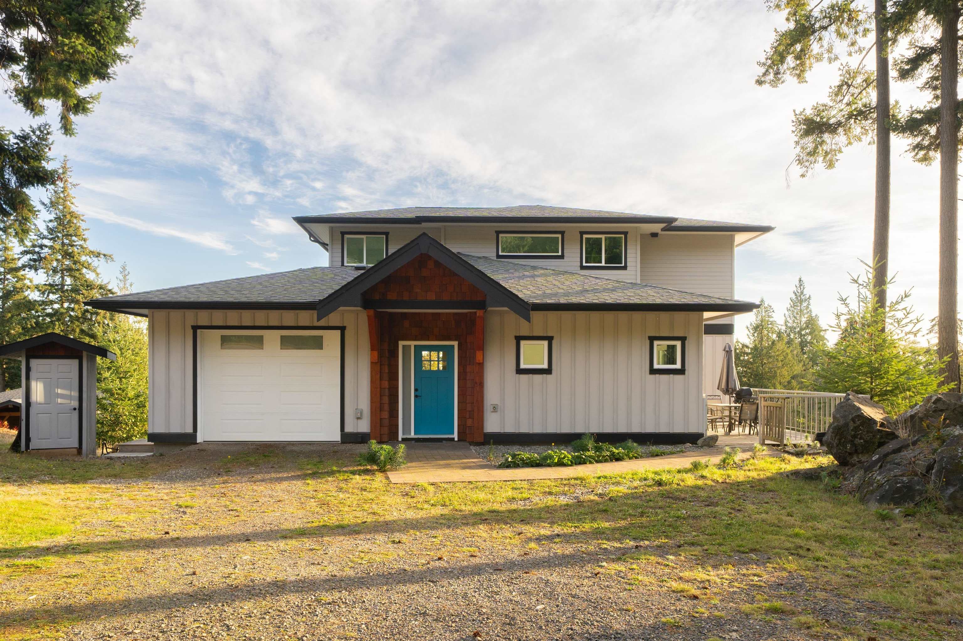897 Cowan Point Drive, Bowen Island