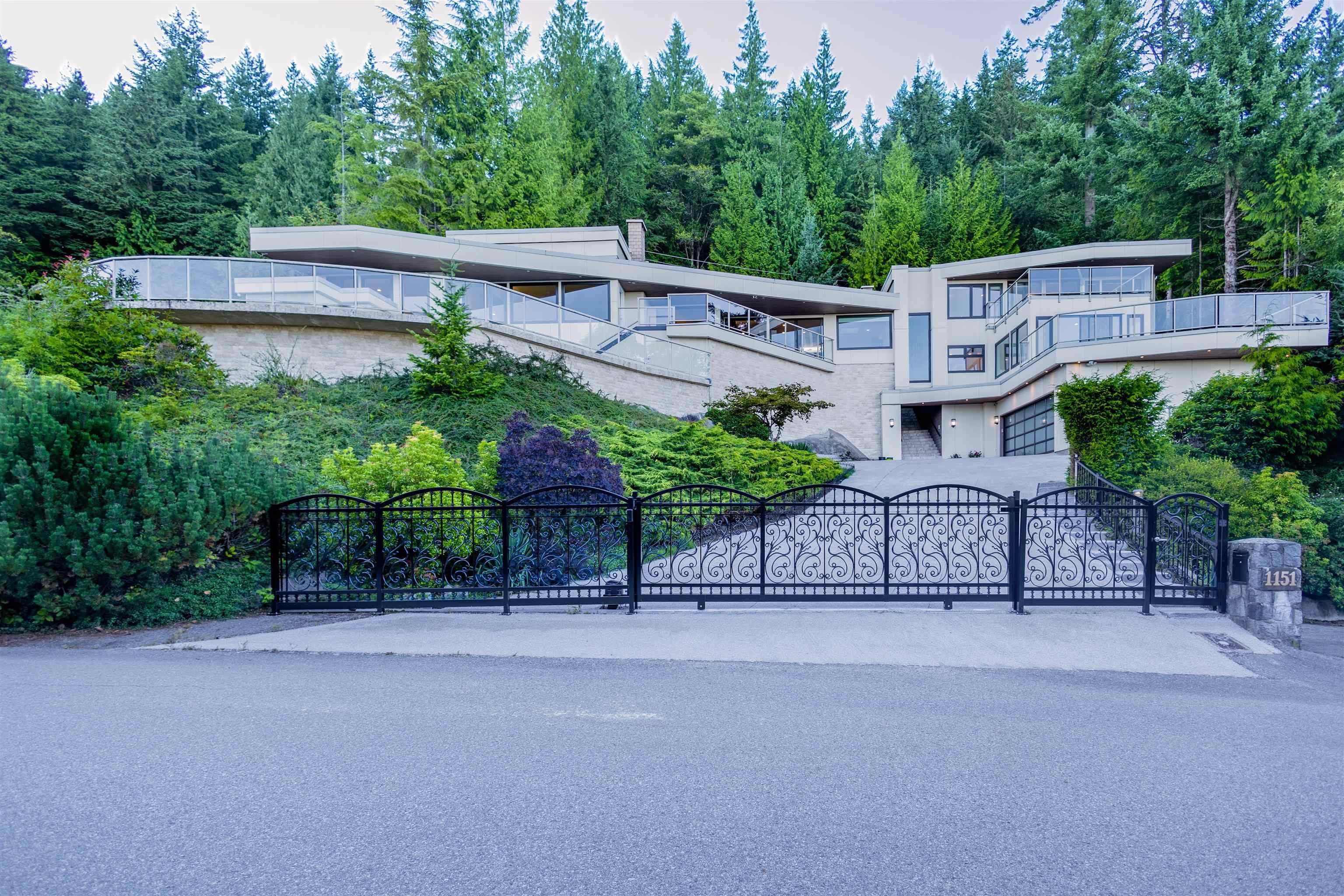 1151 Millstream Road, West Vancouver
