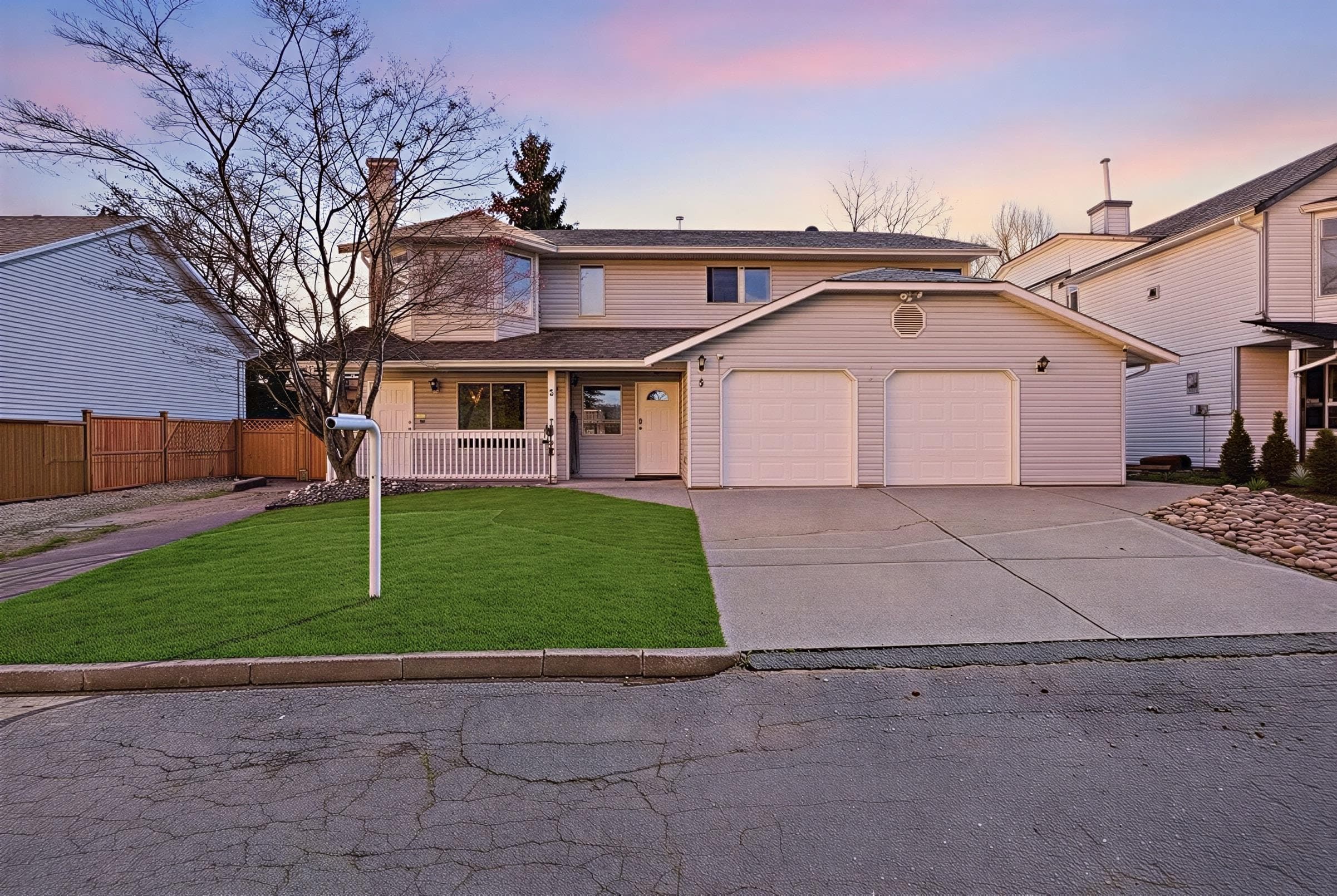 5 - 11954 Hawthorne Street, Maple Ridge