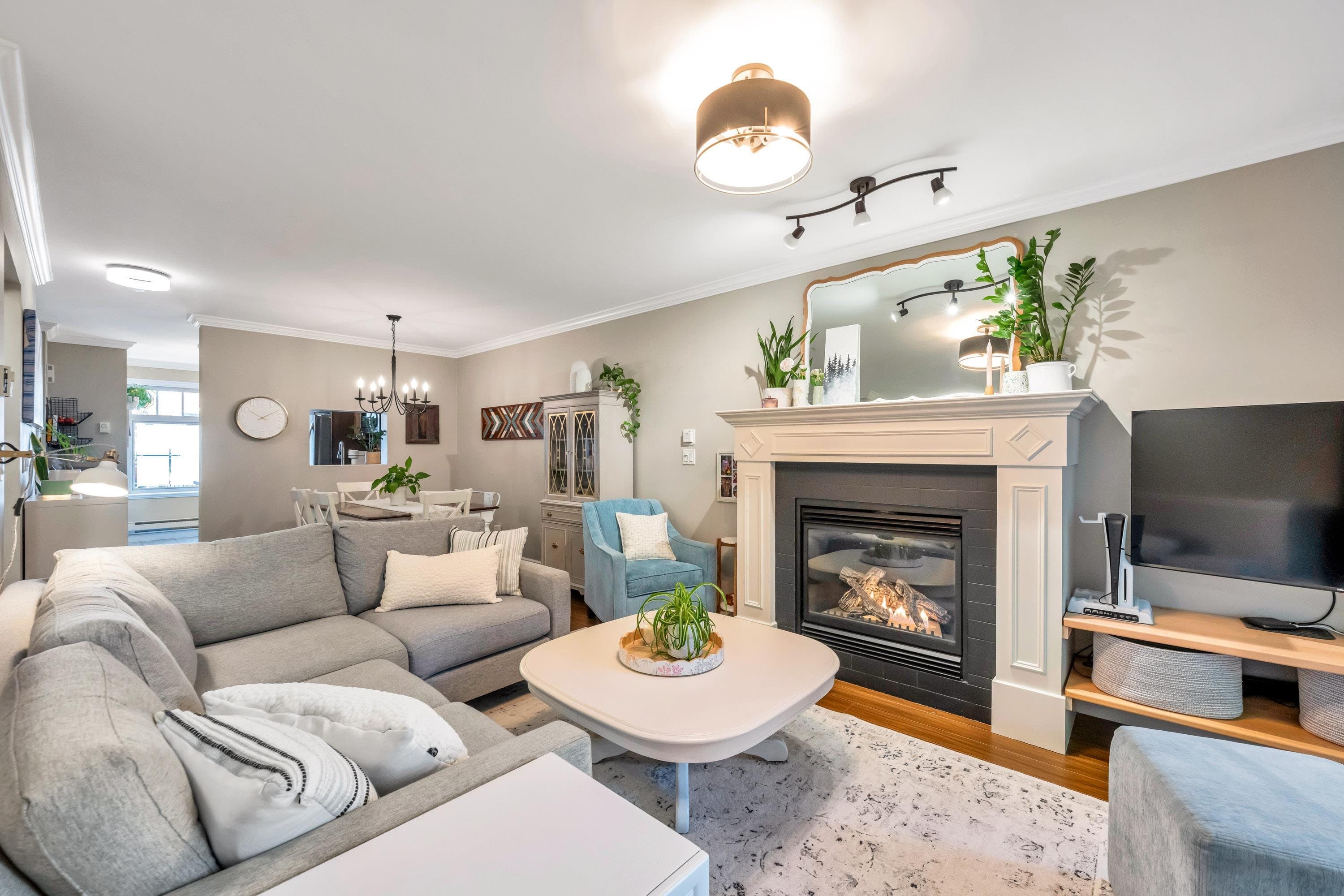 13 - 6238 192 Street, Surrey