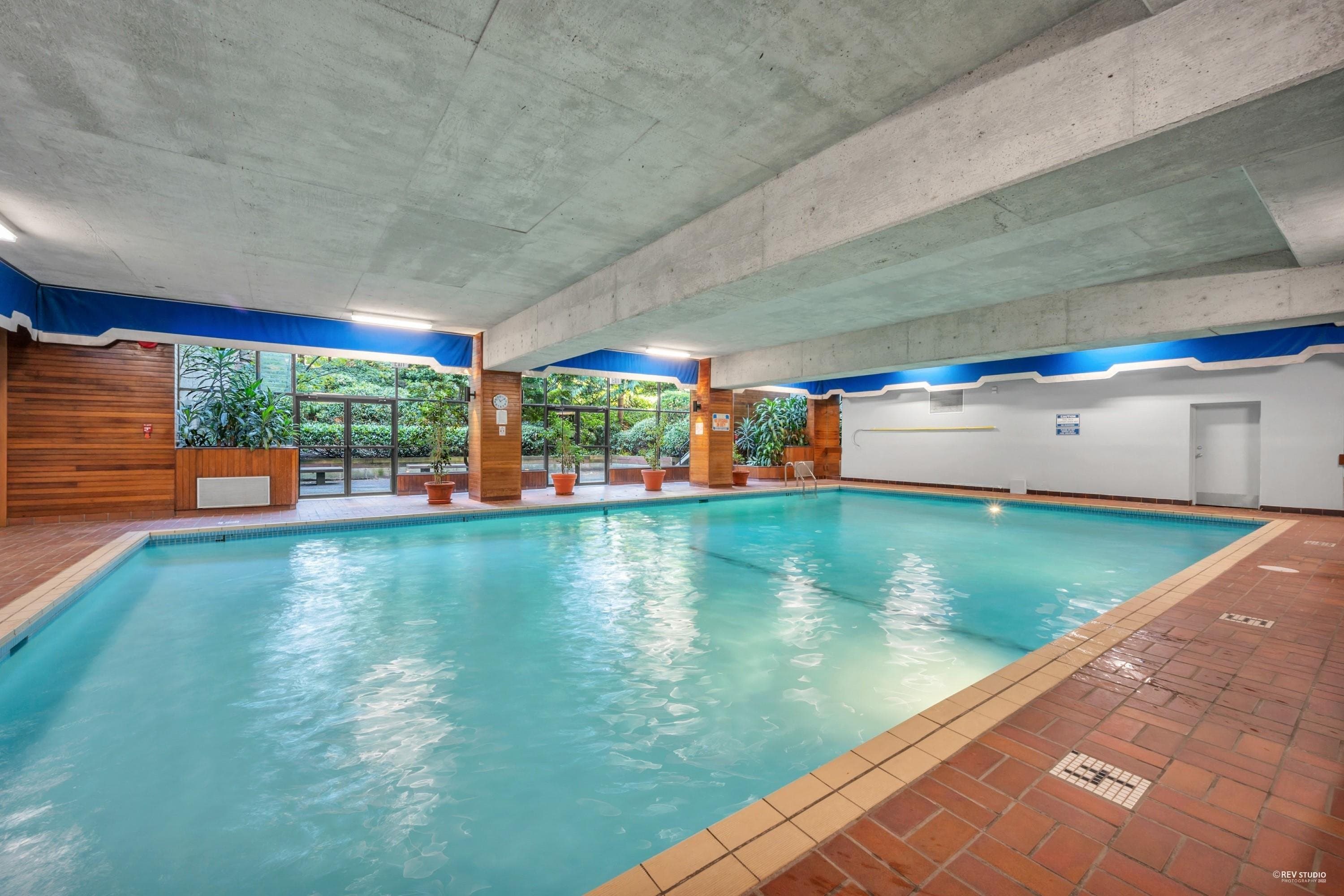 304 - 3737 Bartlett Court, Burnaby