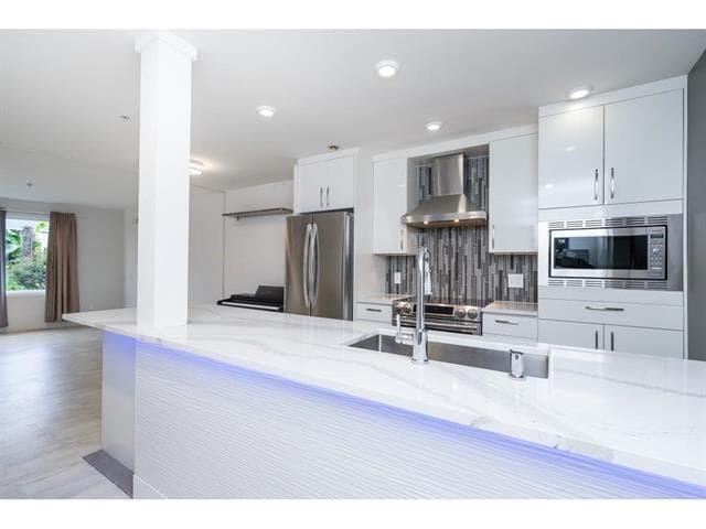1119 Vidal Street, White Rock