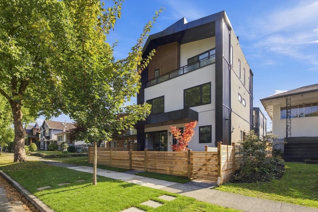 2 - 3018 E 19th Avenue, Vancouver